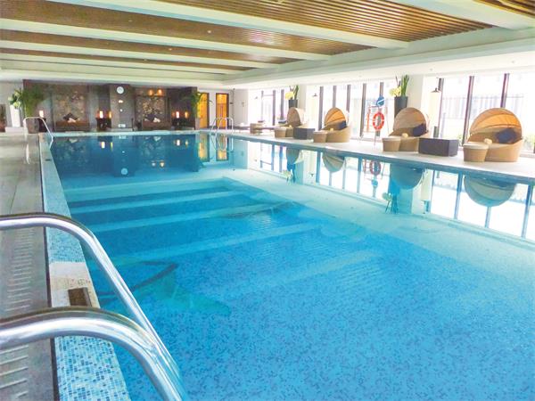 ����һ���ʪ�ȱ�,Ӿ������һ���ȱ�