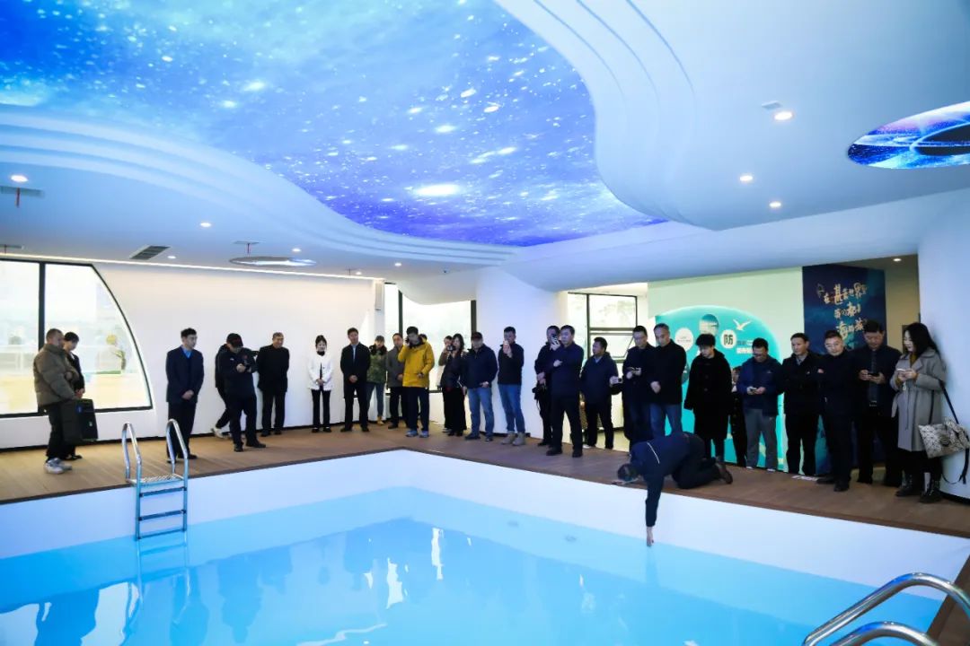 97����-����Ʒ��,Դ������