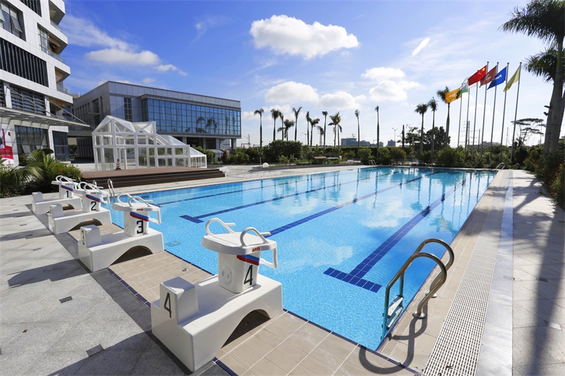 ��������ѧУ��Ӿ��